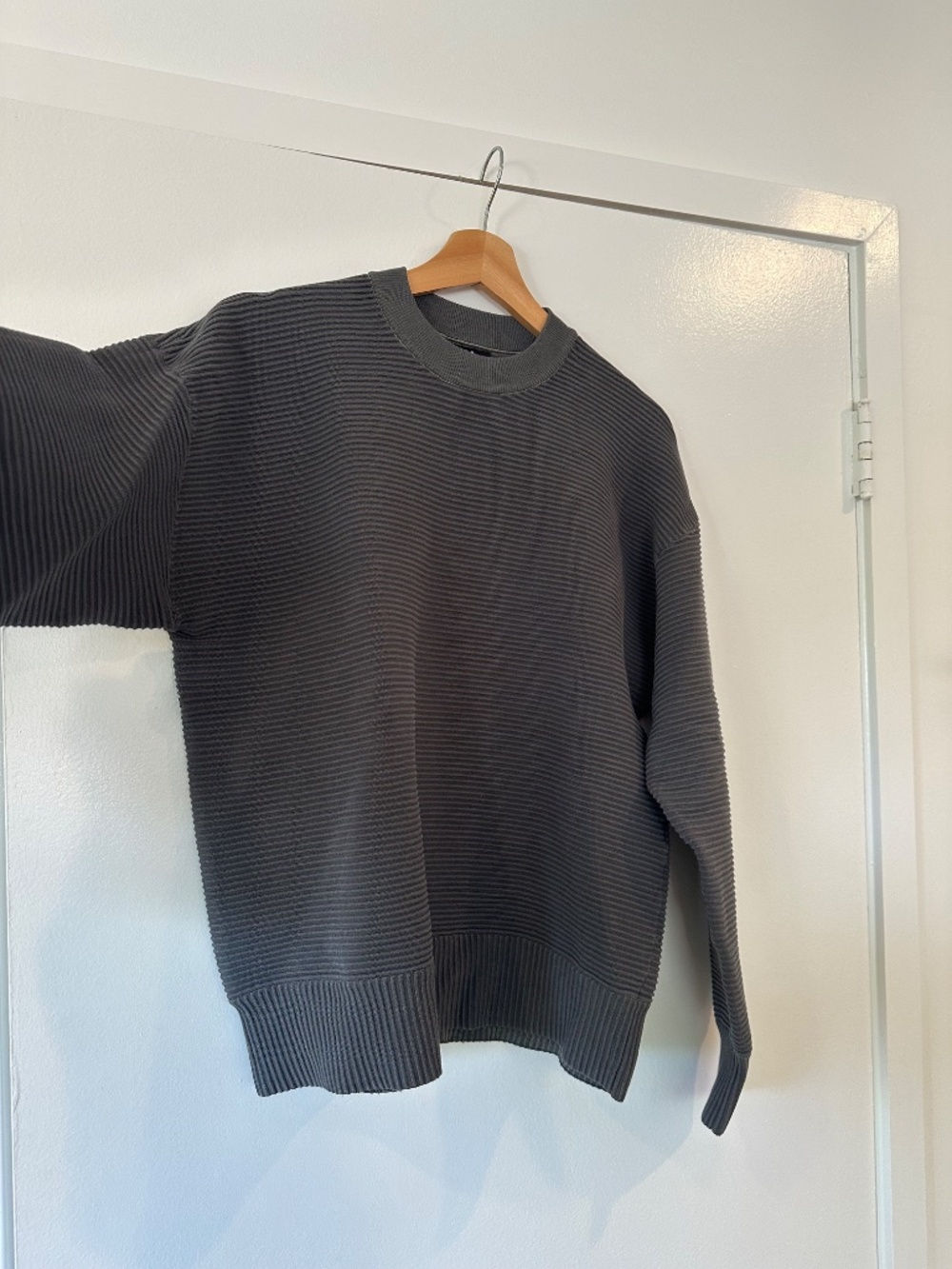 NAGNATA -Sonny Crew Rib-Knit Sweater /Sweatshirt in Organic Cotton - Size Medium - Picture 3 of 10